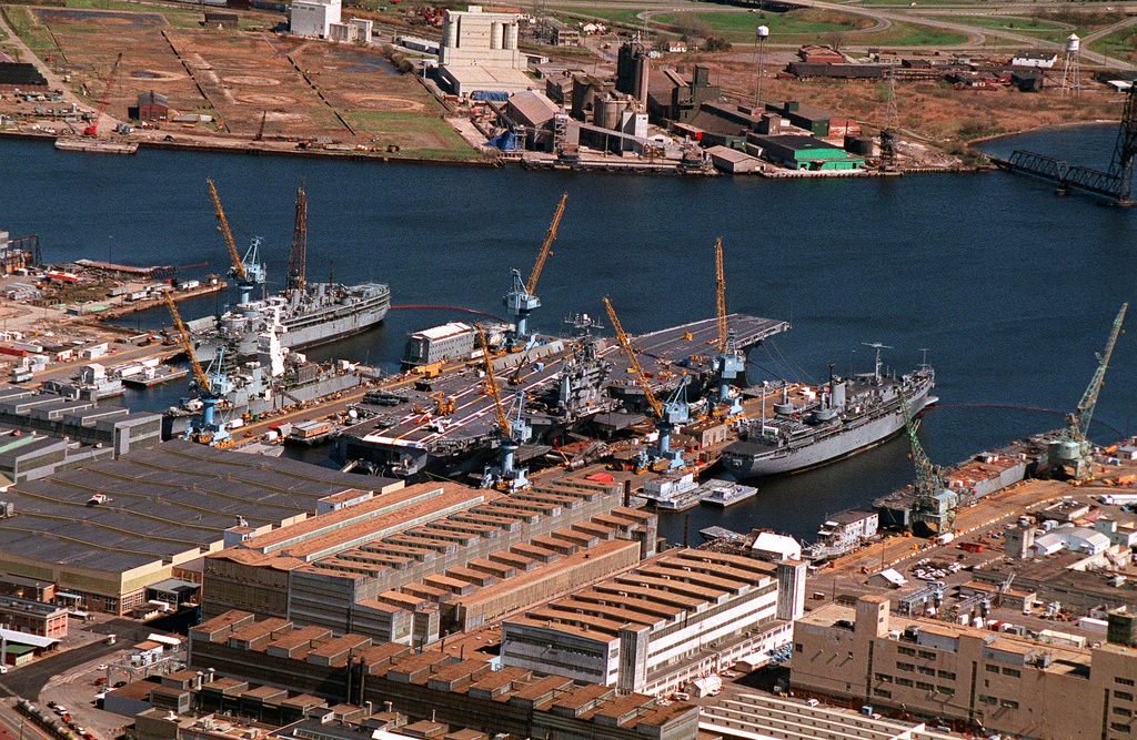 An Aerial View Of The Norfolk Naval Shipyard Located On The Elizabeth River 9ce47b 